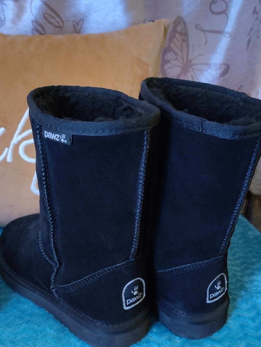 BearPaw Black Suede Short Shearling Boots